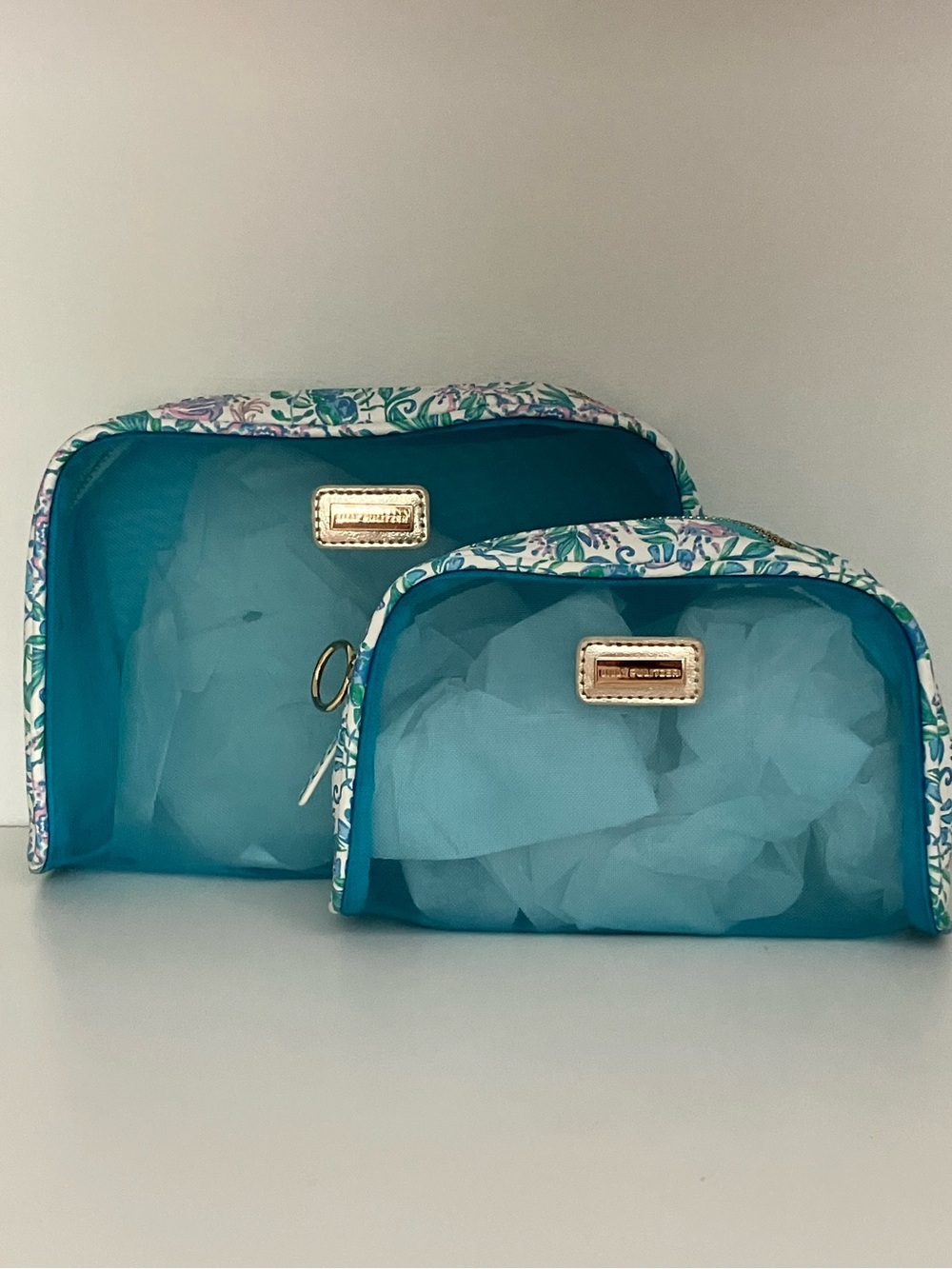 NWOT Lilly Pulitzer Cosmetic Cases Set of 2 (Just a Pinch) - Picture 3 of 6